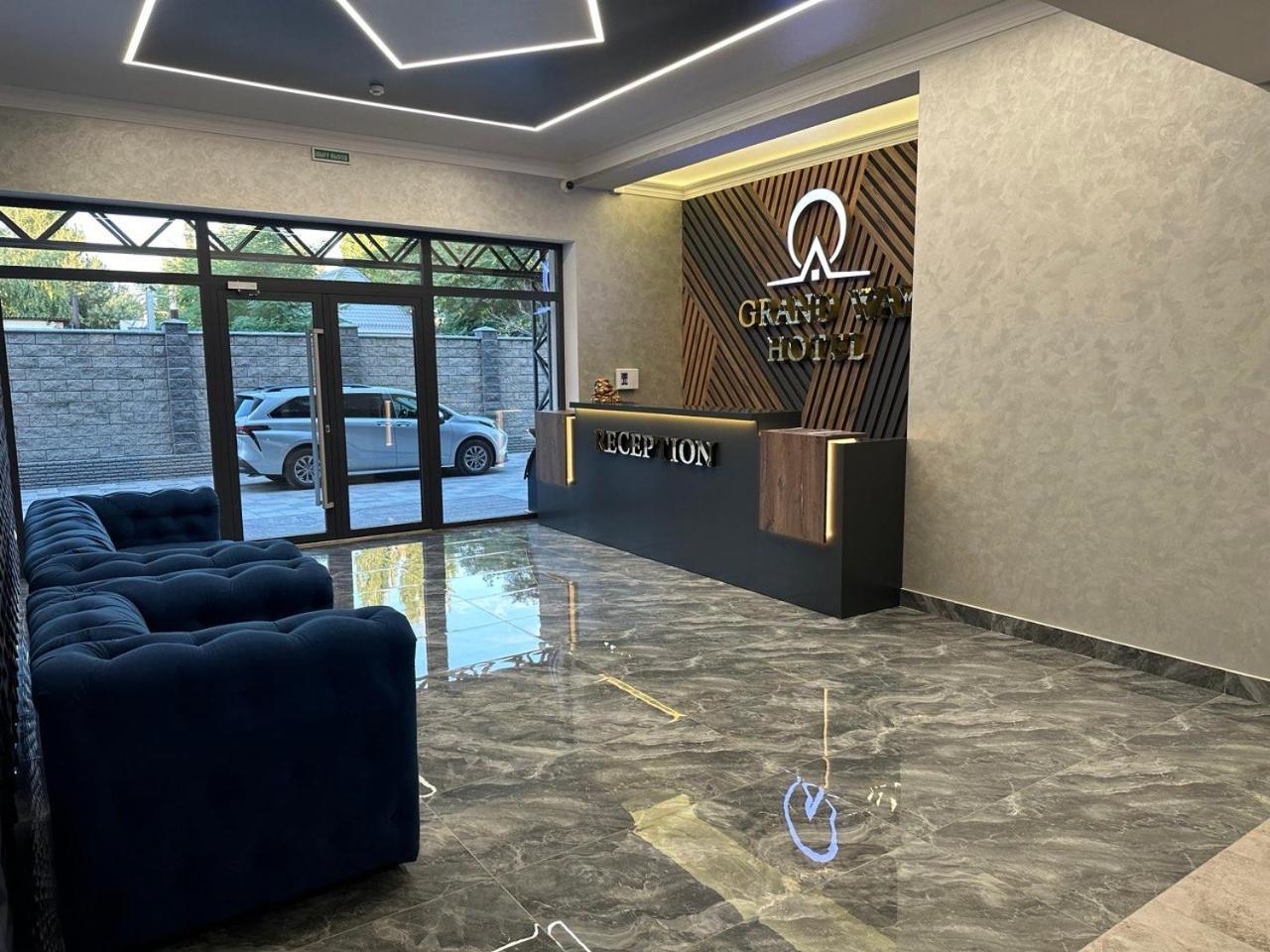 Grand Way Hotel Taraz Exterior foto